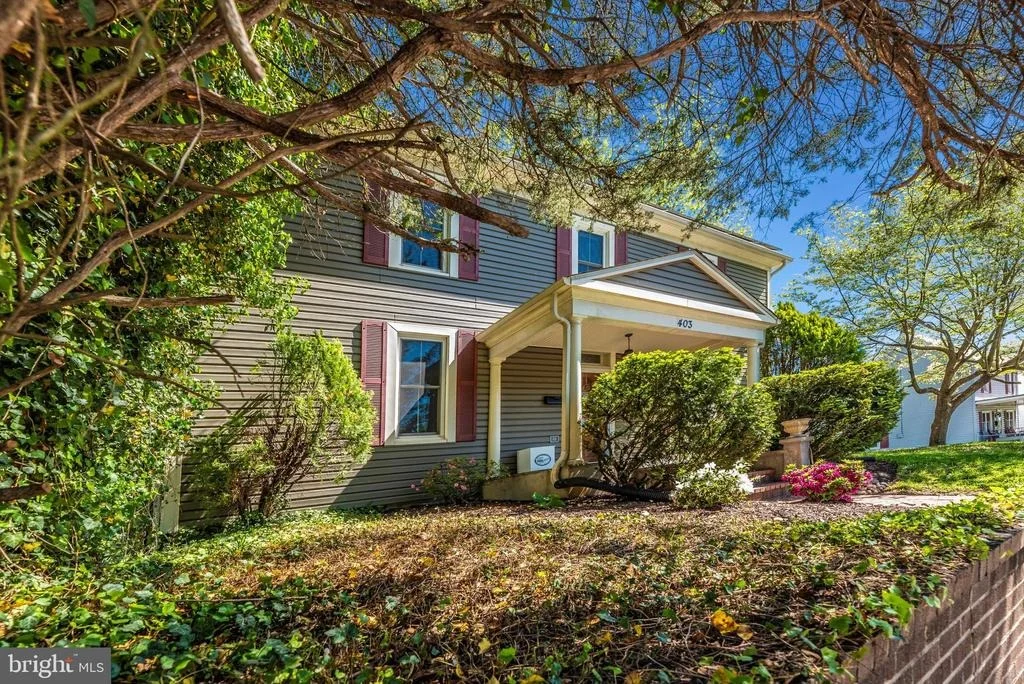 Photo of 403 WALNUT STREET