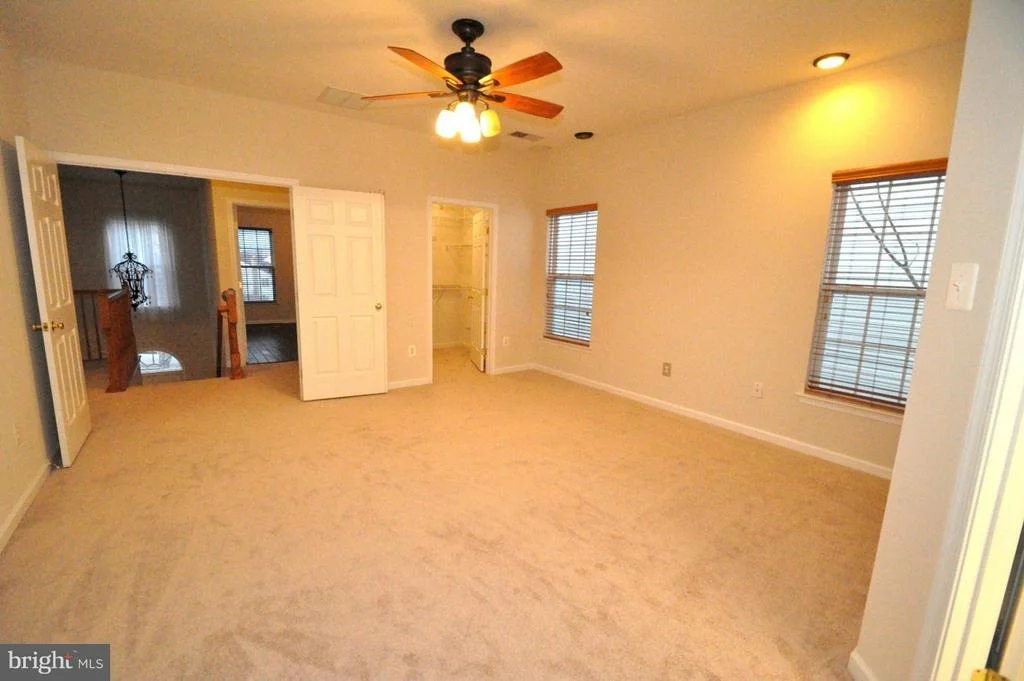 Photo of 14320 KINGS CROSSING BOULEVARD