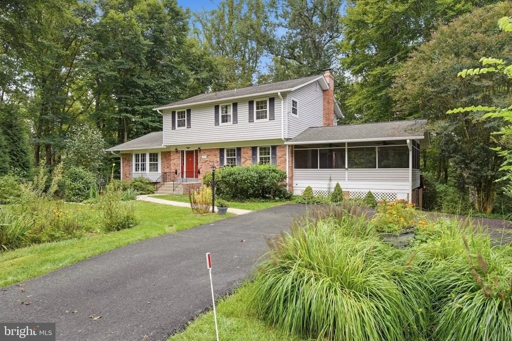 Photo of 12504 DAVAN DRIVE