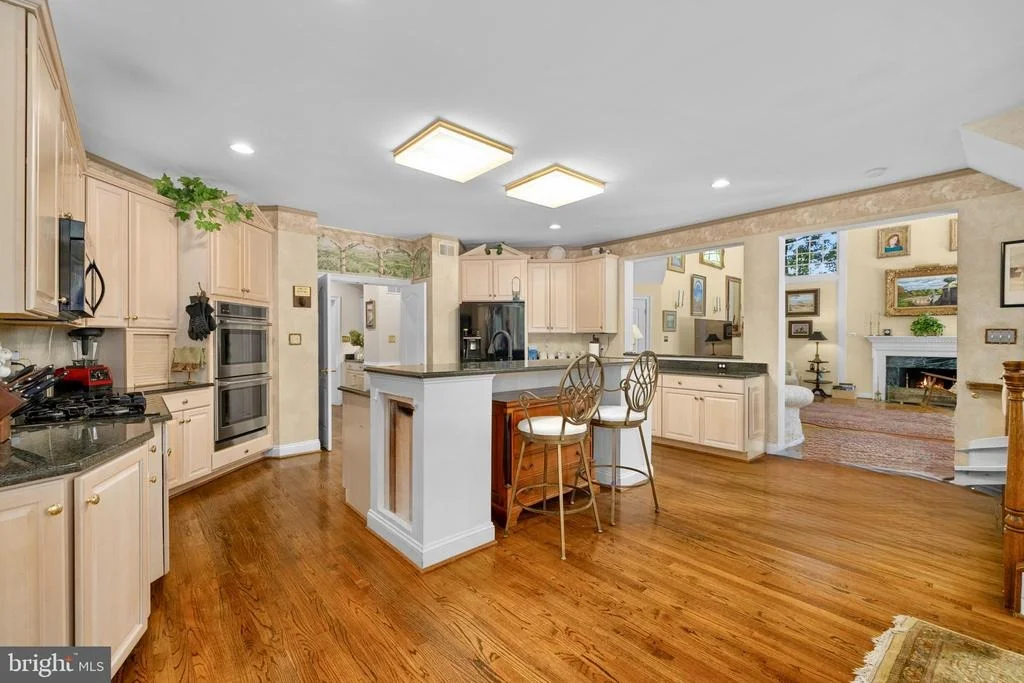 Photo of 897 CHINQUAPIN ROAD