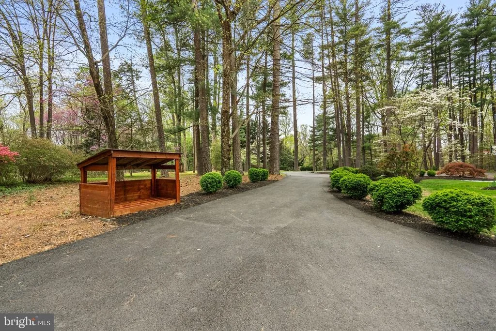 Photo of 1210 ASHTON ROAD