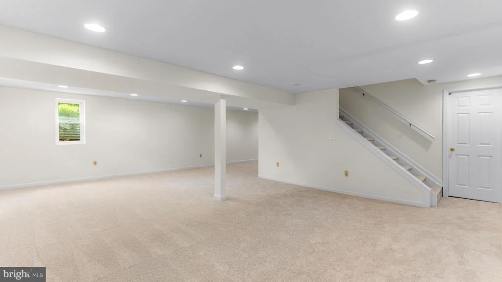 Photo of 1728 MAYFAIR PLACE