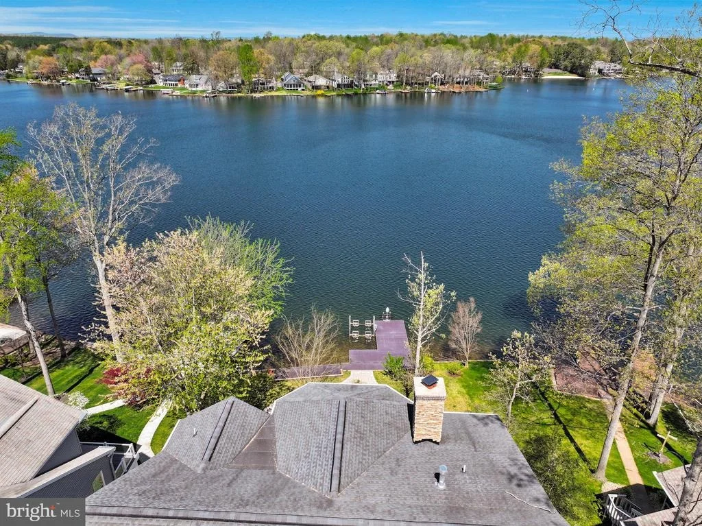 Photo of 206 MADISON CIRCLE