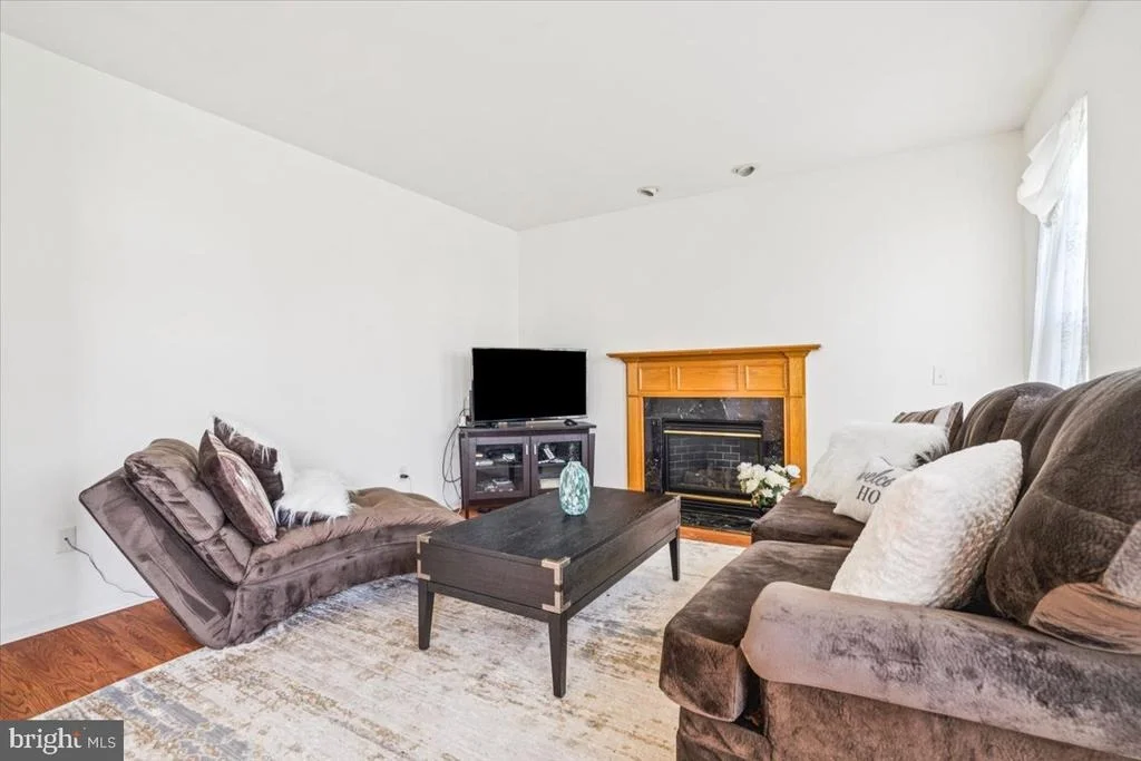 Photo of 5180 BOSCOMBE COURT