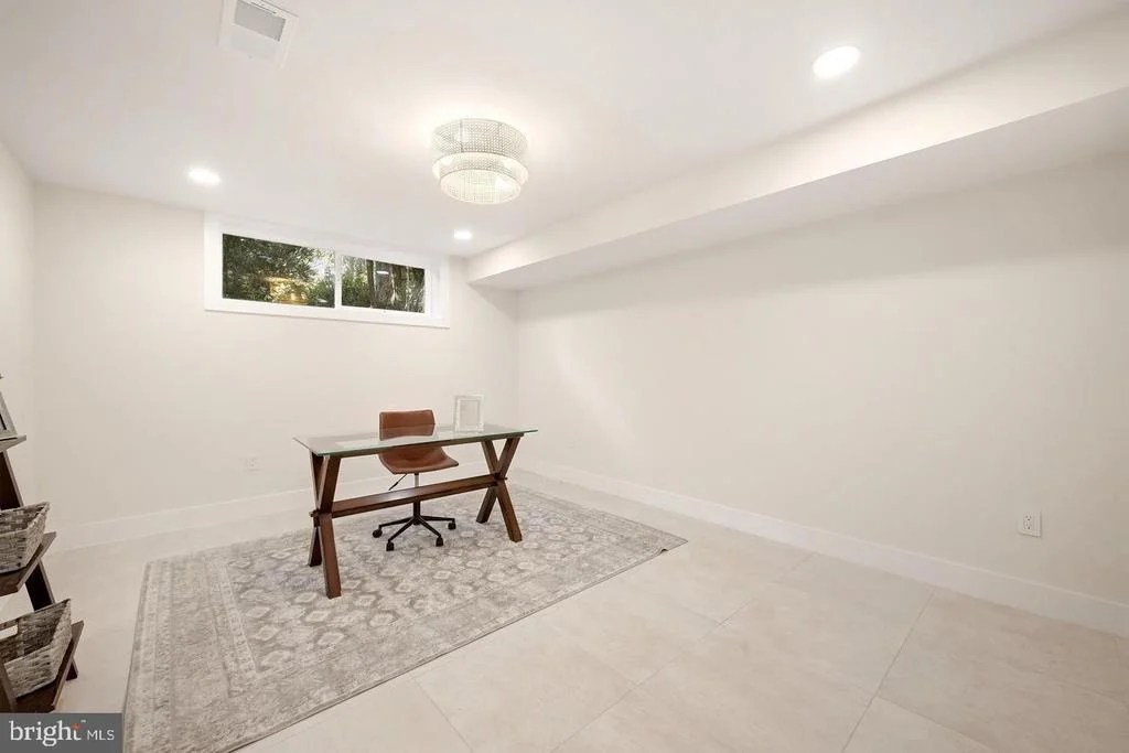 Photo of 8355 ALVORD STREET