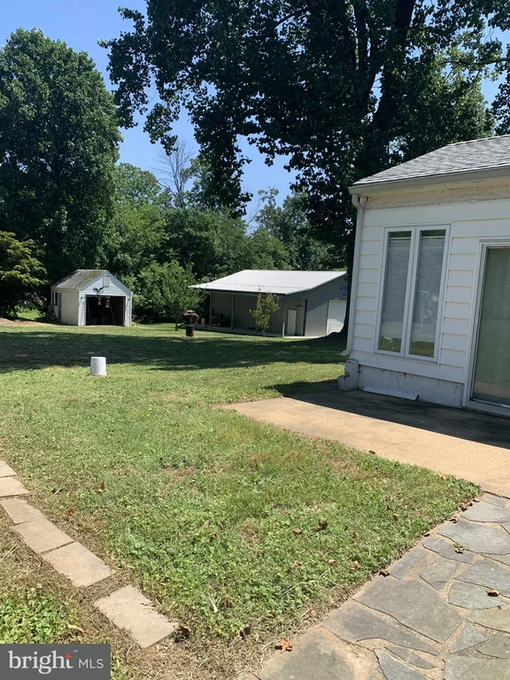 Photo of 1709 GODWIN DRIVE