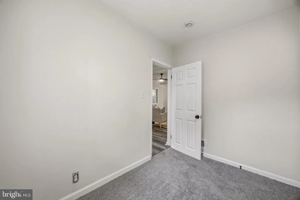 Photo of 1561 EFFORD ROAD