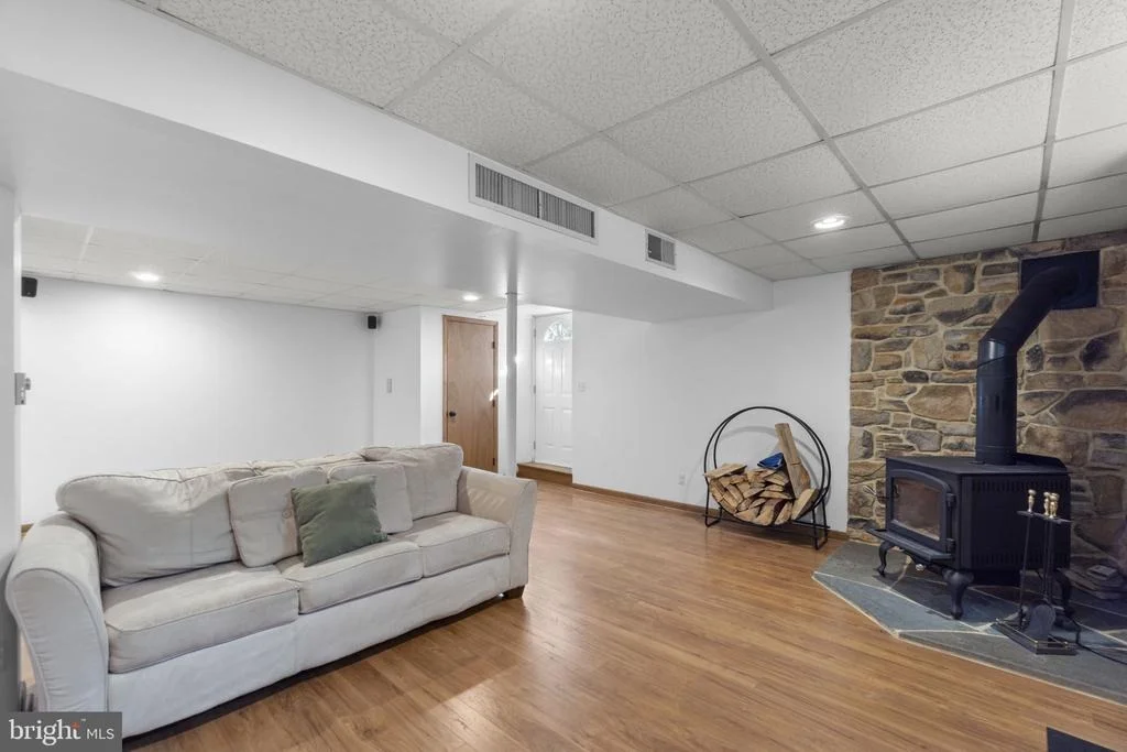 Photo of 1613 TERRACE DRIVE