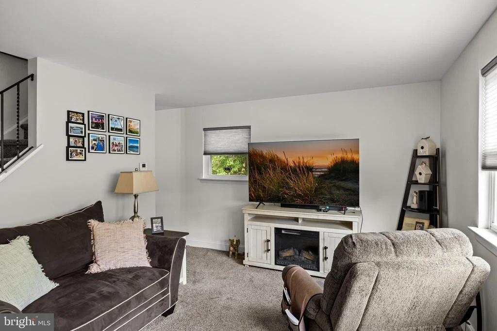 Photo of 154 LAUREBA AVENUE