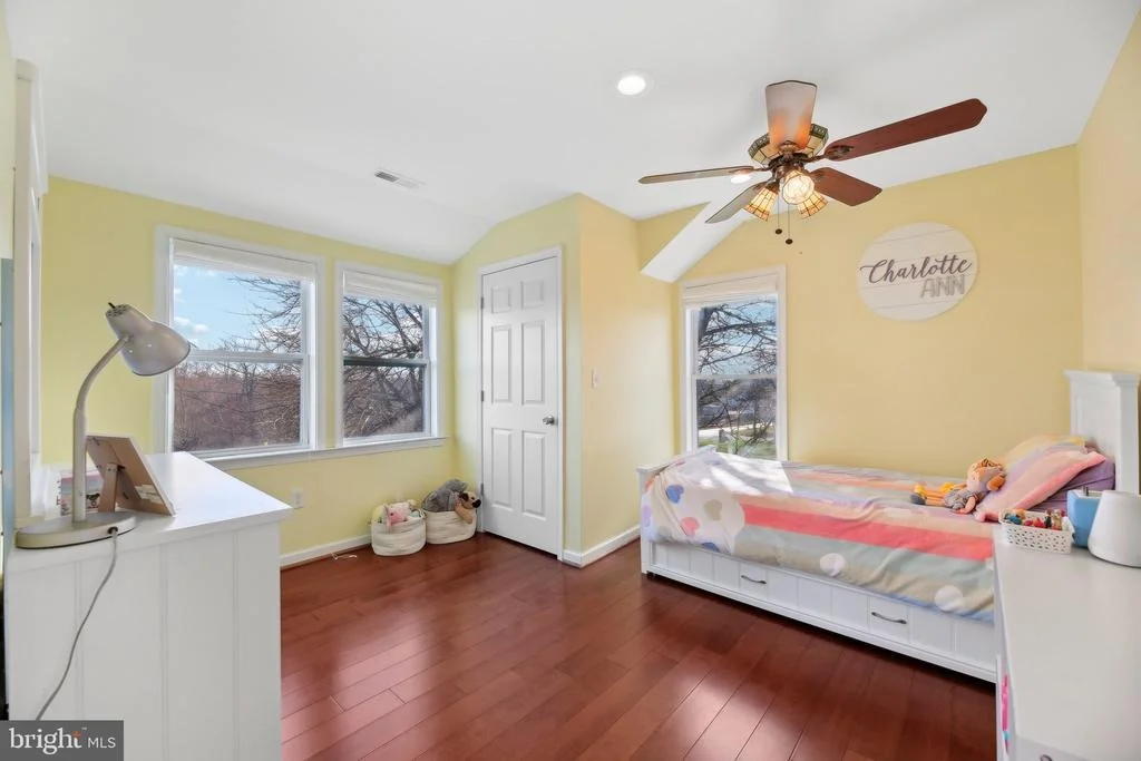 Photo of 9453 HOLSEY ROAD