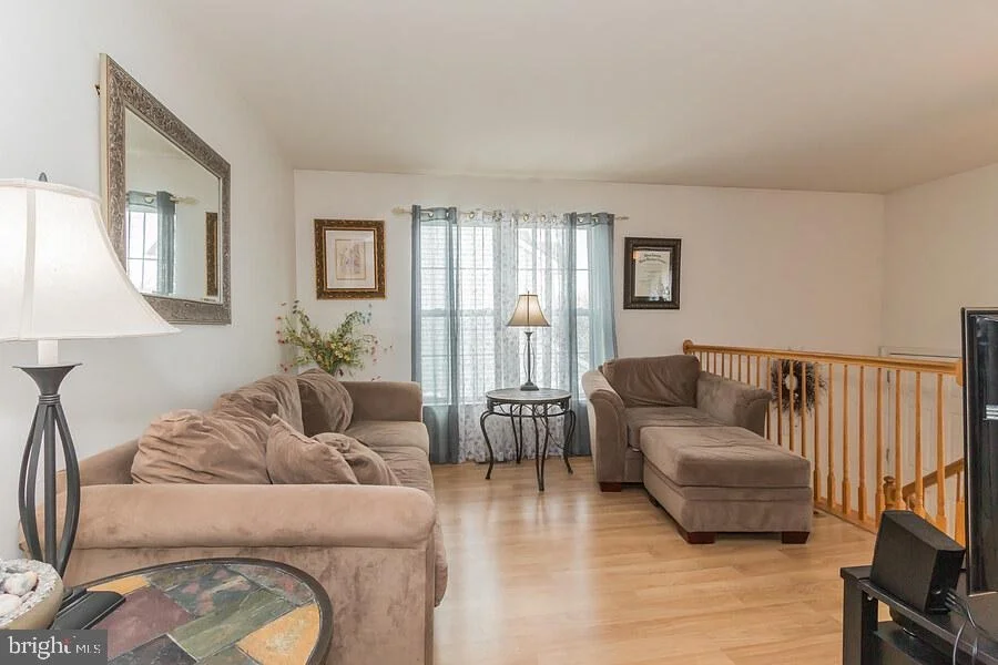 Photo of 7508 MERRYMAKER WAY