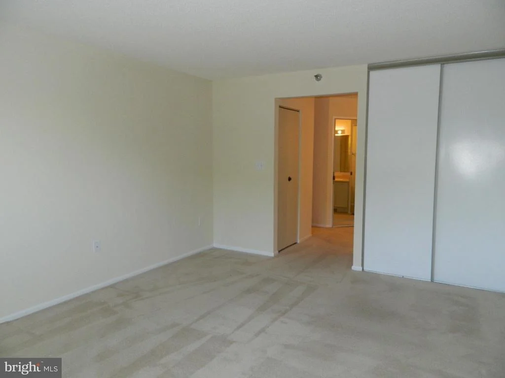Photo of Unit 4521 at 15100 INTERLACHEN DRIVE