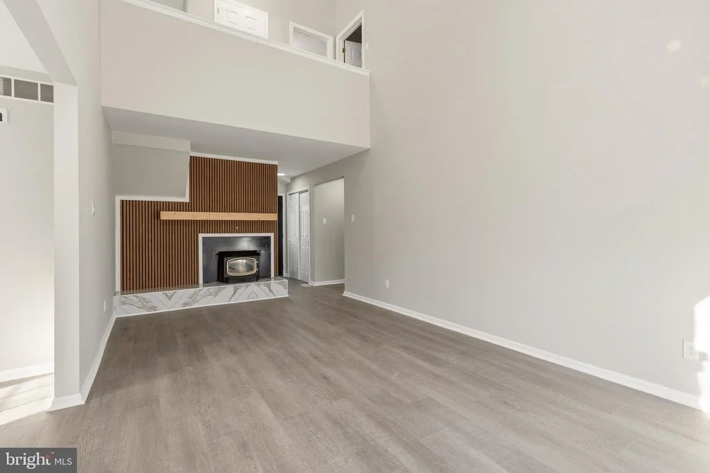 Photo of 221 OAK LANE