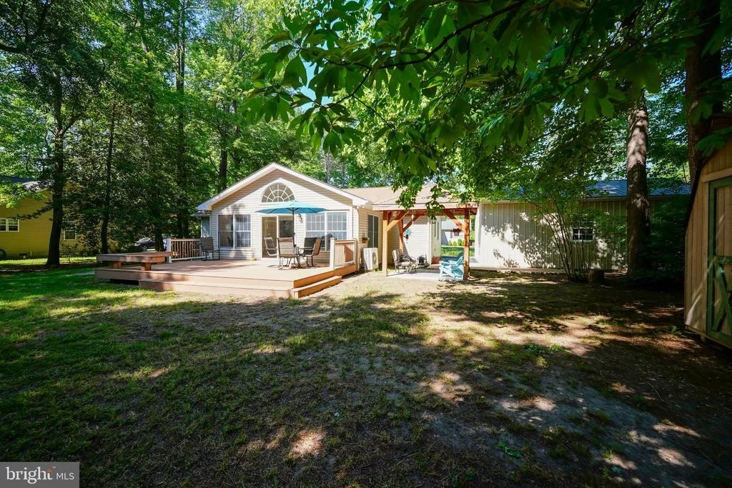 Photo of 11 MAPLEWOOD DRIVE