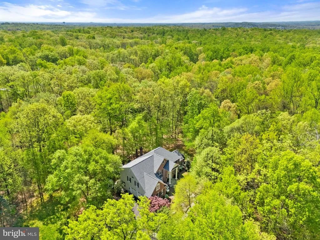 Photo of 22167 WOODWINDS DRIVE