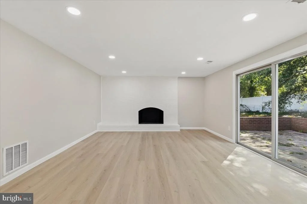 Photo of 5614 DANIEL CIRCLE