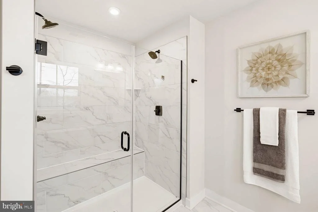 Photo of 10907 GREEN LEAF RUN
