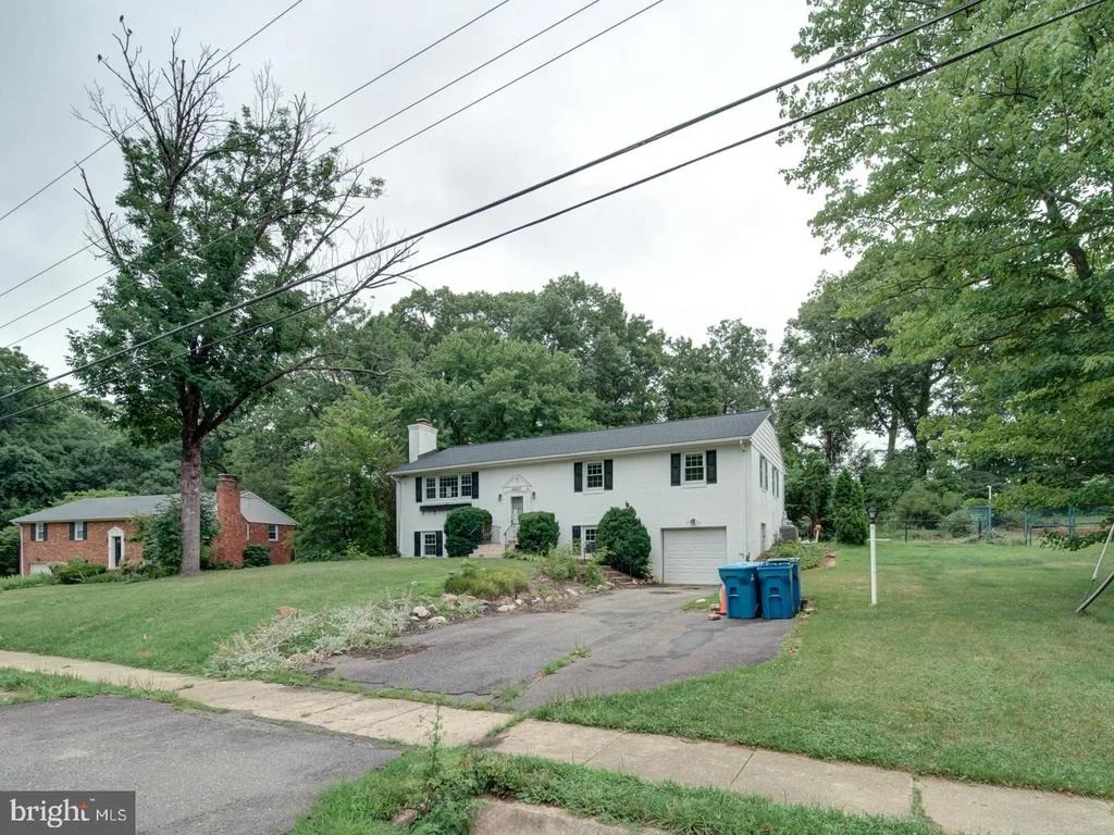 Photo of 4837 RANDOLPH DRIVE