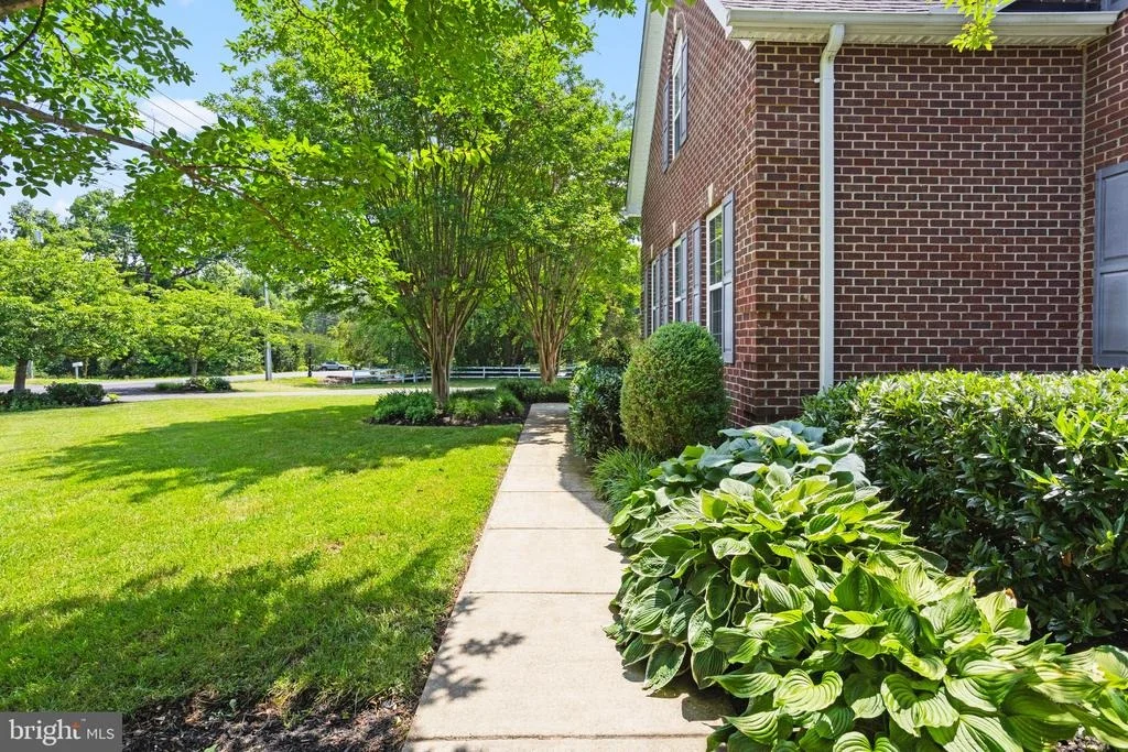 Photo of 3325 COX ROAD