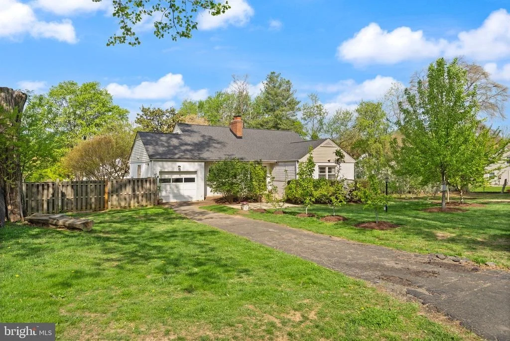 Photo of 4418 GILBERTSON ROAD