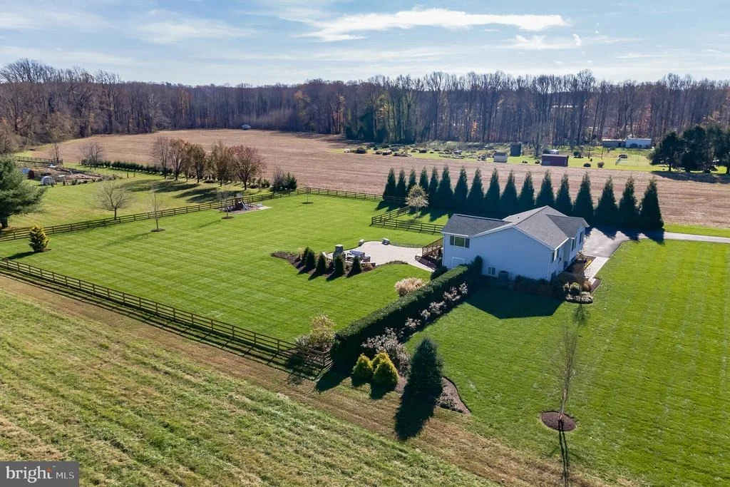 Photo of 3229 BEARDS POINT ROAD