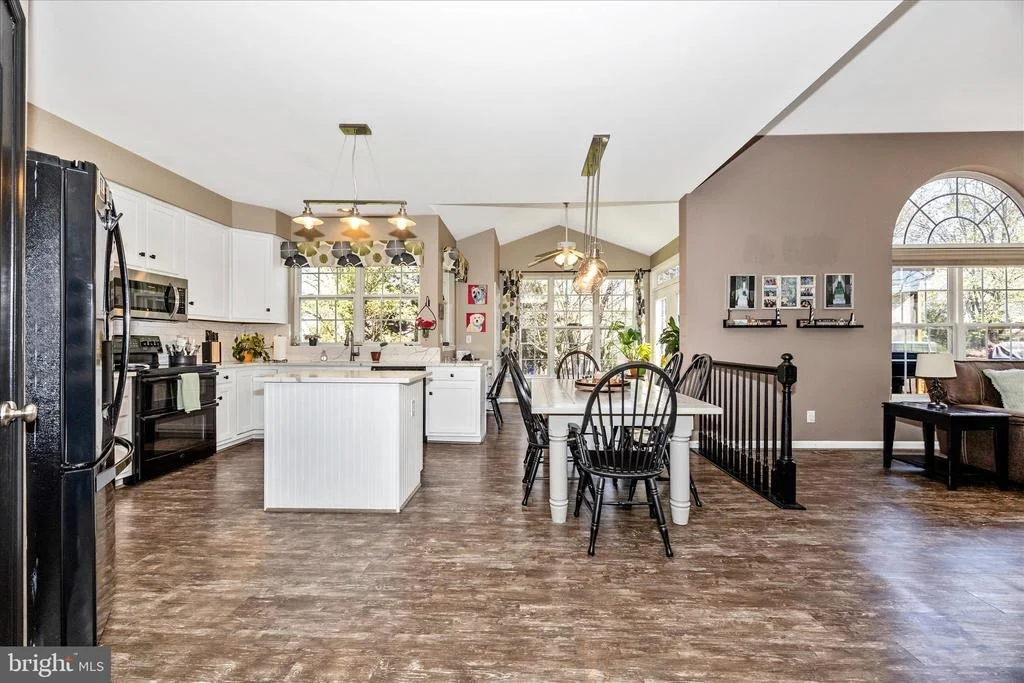 Photo of 1723 WHEYFIELD DRIVE