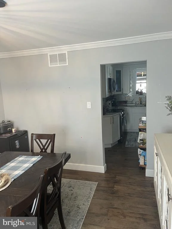 Photo of 2 LEE COURT