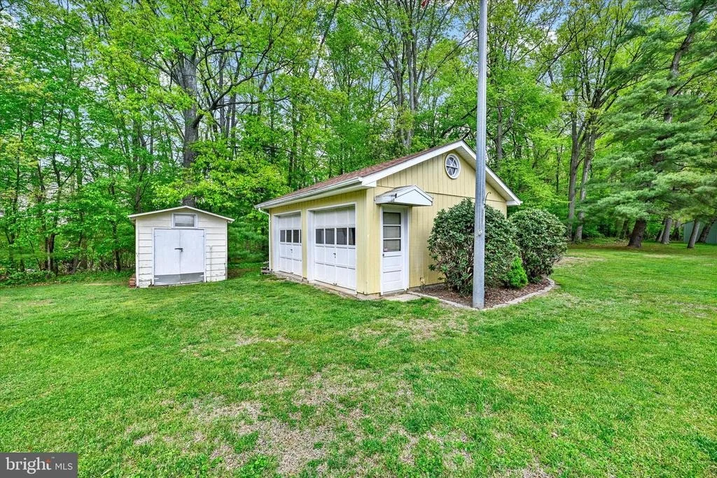 Photo of 1609 FAIRMOUNT ROAD