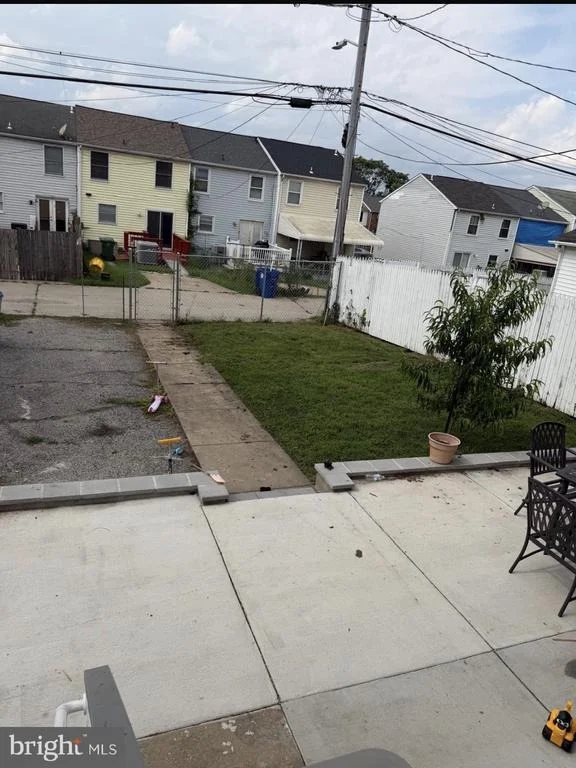 Photo of 2420 HURON STREET