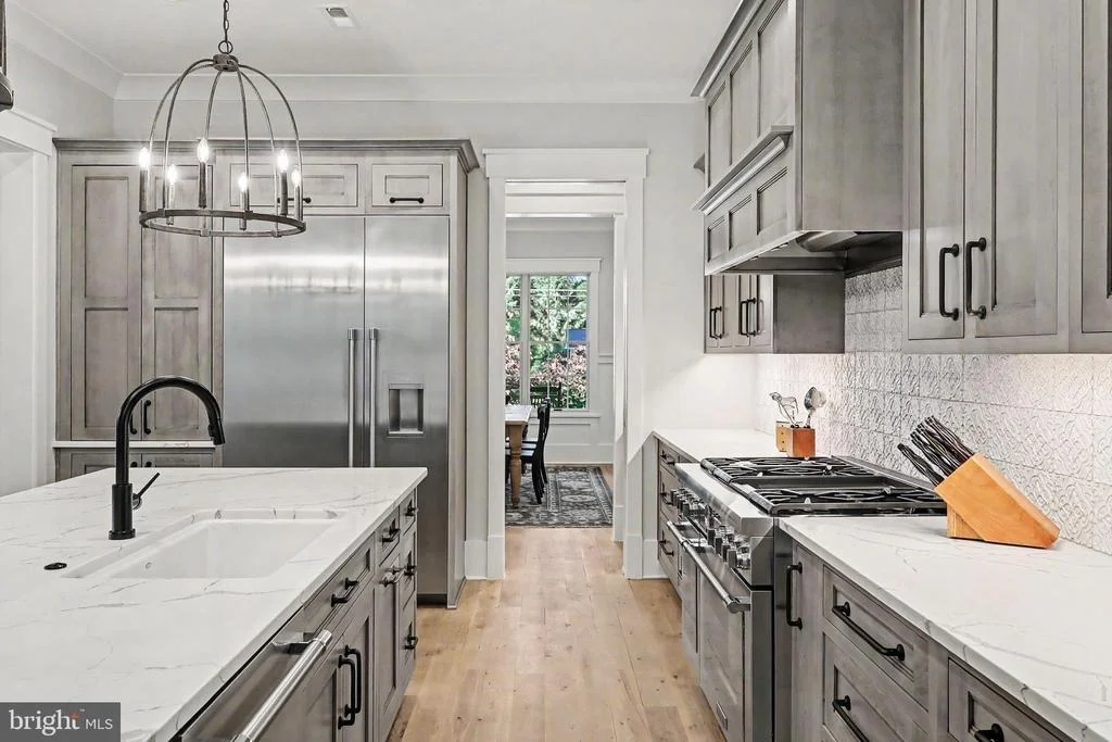 Photo of 2516 RAMBLING ROAD