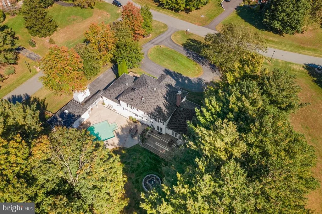Photo of 8516 PADDOCKVIEW DRIVE