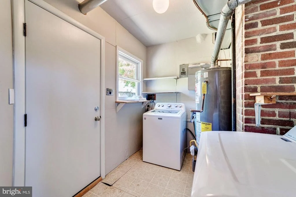 Photo of 7402 FRANKLIN ROAD