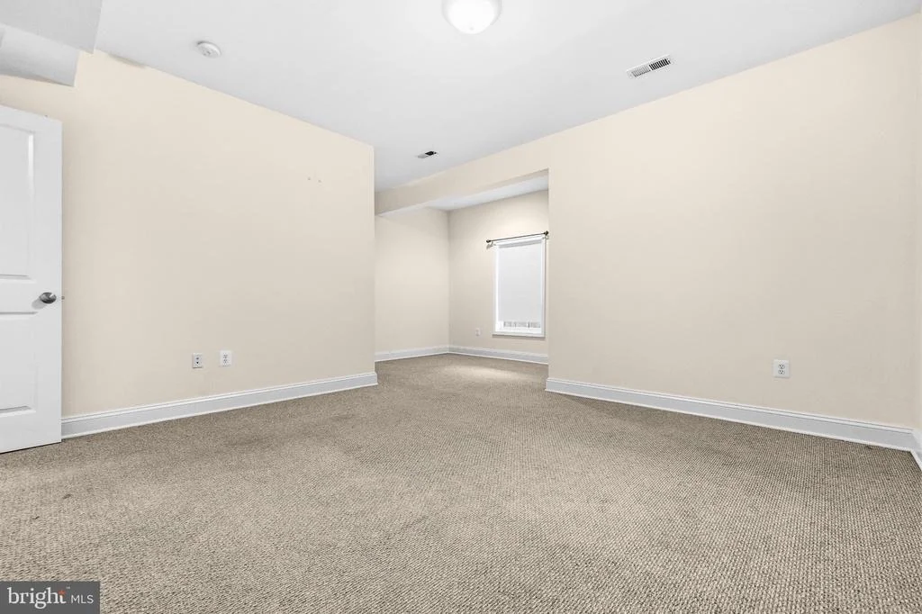 Photo of 117 BEVERLY LANE