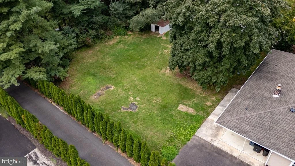 Photo of 120 TUCKAHOE ROAD
