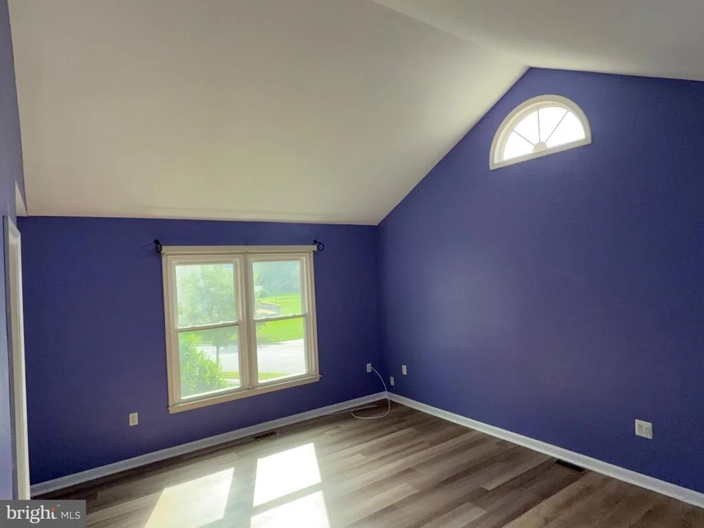 Photo of 9348 CREEKVIEW DRIVE