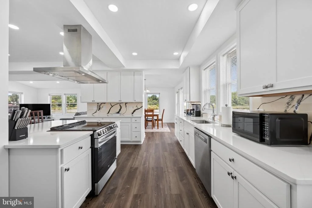 Photo of 456 DEALE ROAD