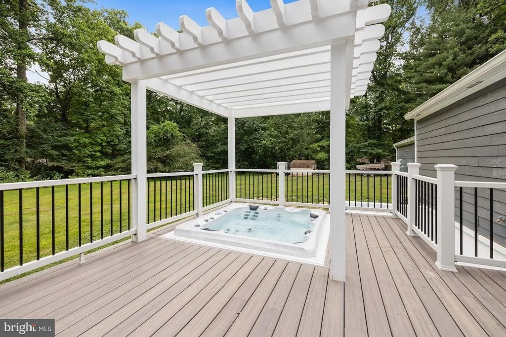 Photo of 4300 OAKTREE ROAD