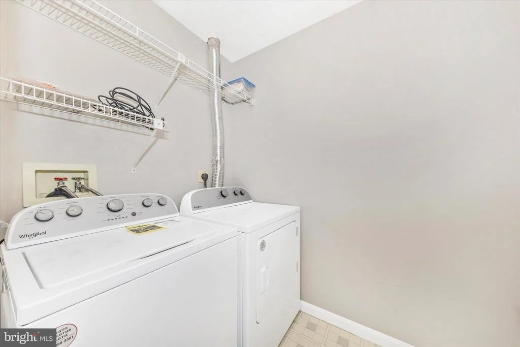 Photo of Unit 2C at 2149 WAINWRIGHT COURT