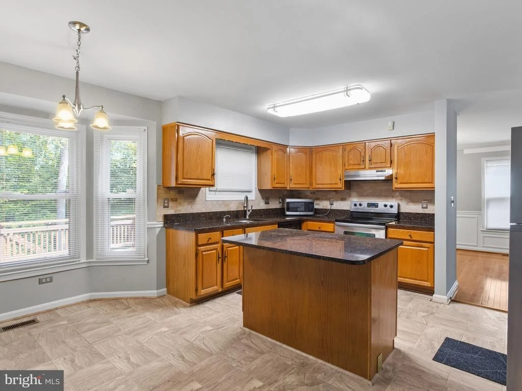 Photo of 9320 CREEKVIEW DRIVE