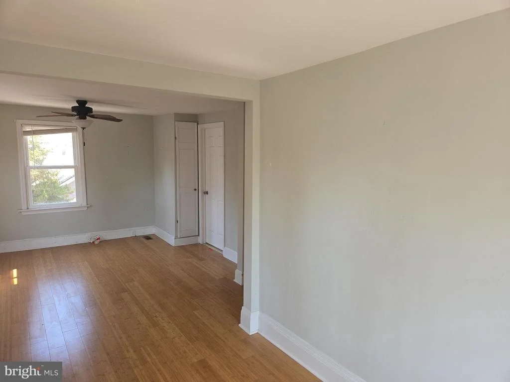 Photo of 10 HAWTHORNE AVENUE