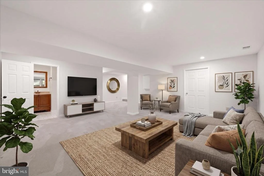 Photo of 9516 PRIMROSE LANE