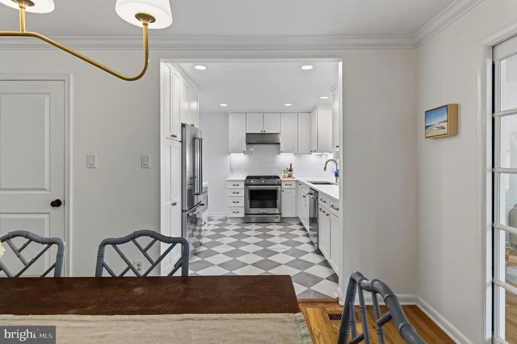 Photo of 5 BRISTOL CIRCLE