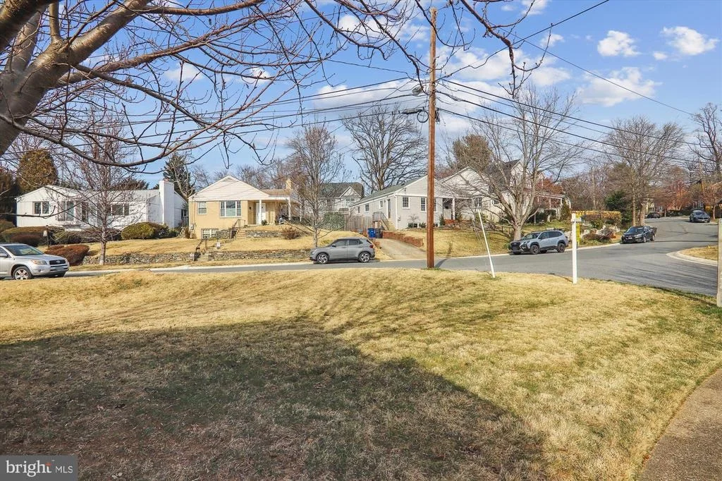 Photo of 2700 ROSS ROAD