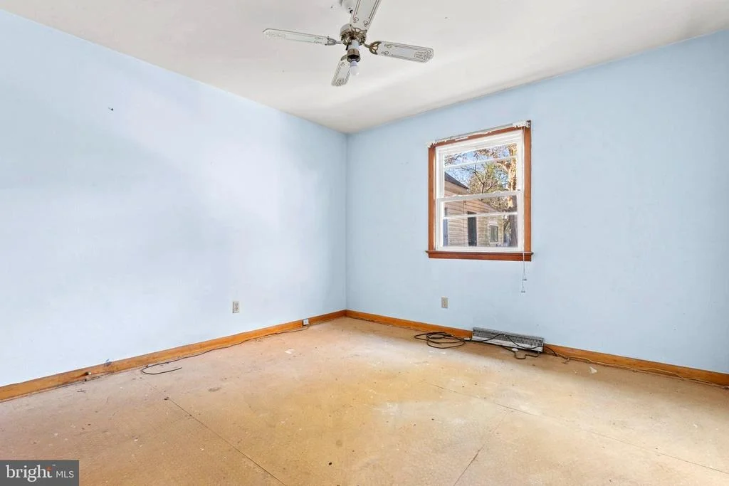 Photo of 323 MAIN