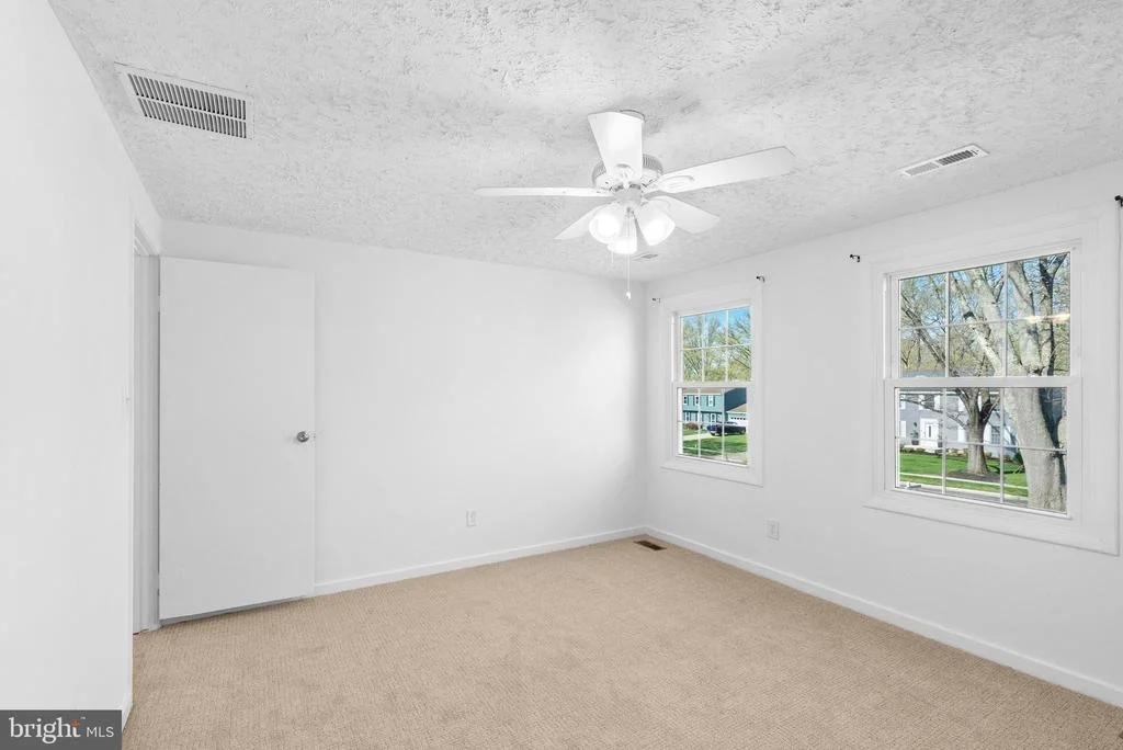 Photo of 5637 HIGH TOR HILL