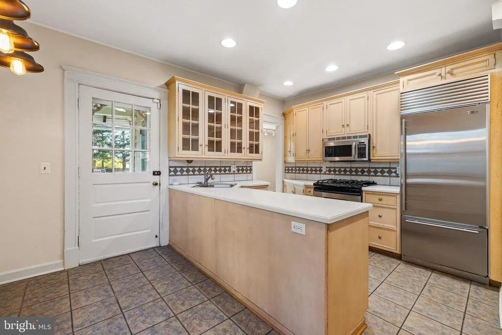 Photo of 225 HAWTHORNE ROAD