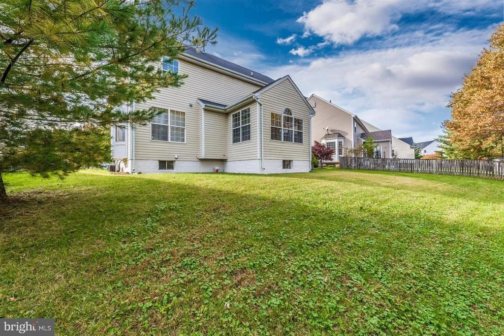 Photo of 606 BUSHYTAIL DRIVE