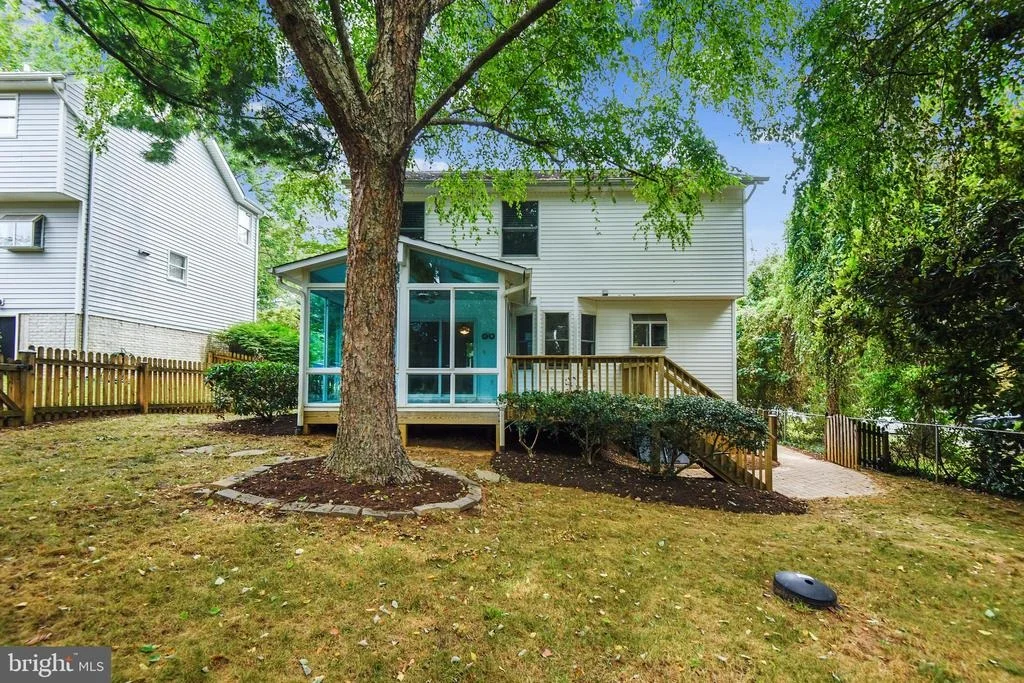 Photo of 722 MILLS WAY