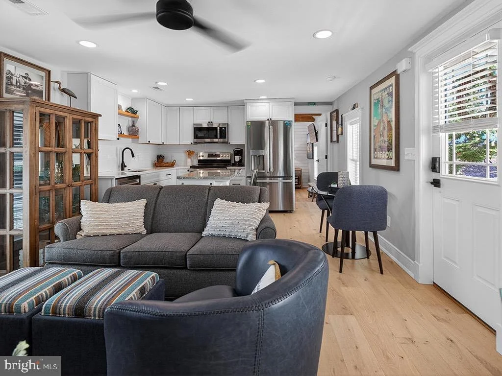 Photo of 412 KINGS HIGHWAY