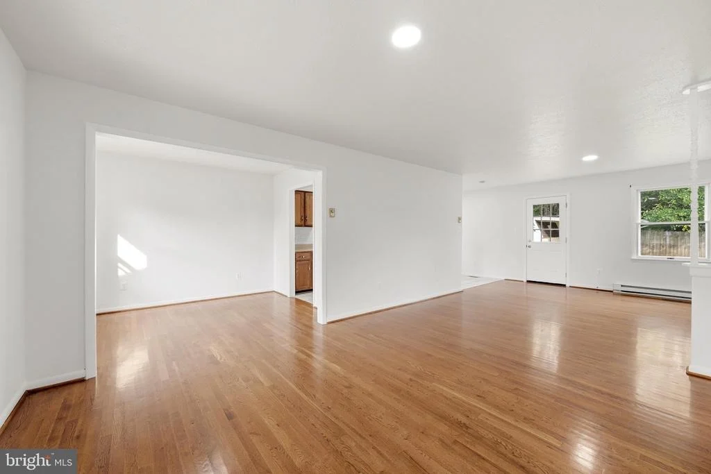 Photo of 303 HACKBERRY DRIVE